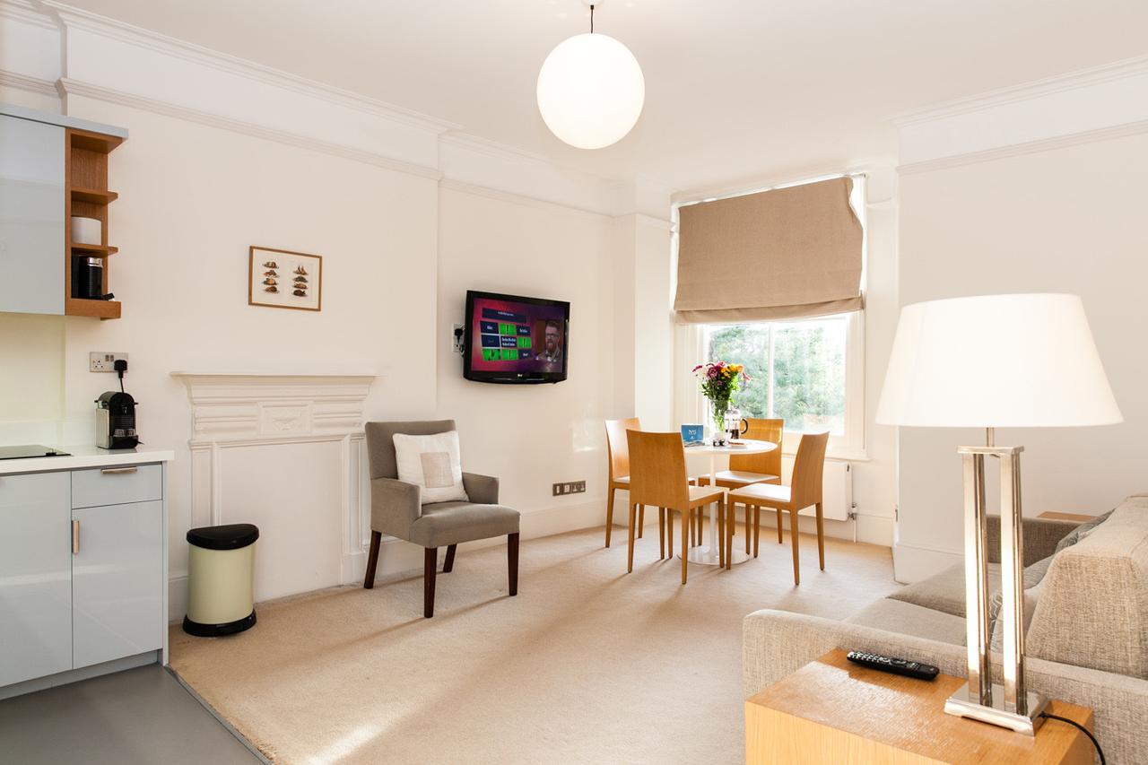 Blueprint Living Apartments - Doughty Street London Exteriör bild