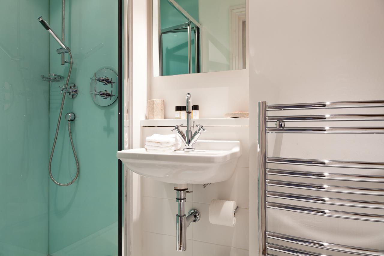 Blueprint Living Apartments - Doughty Street London Exteriör bild