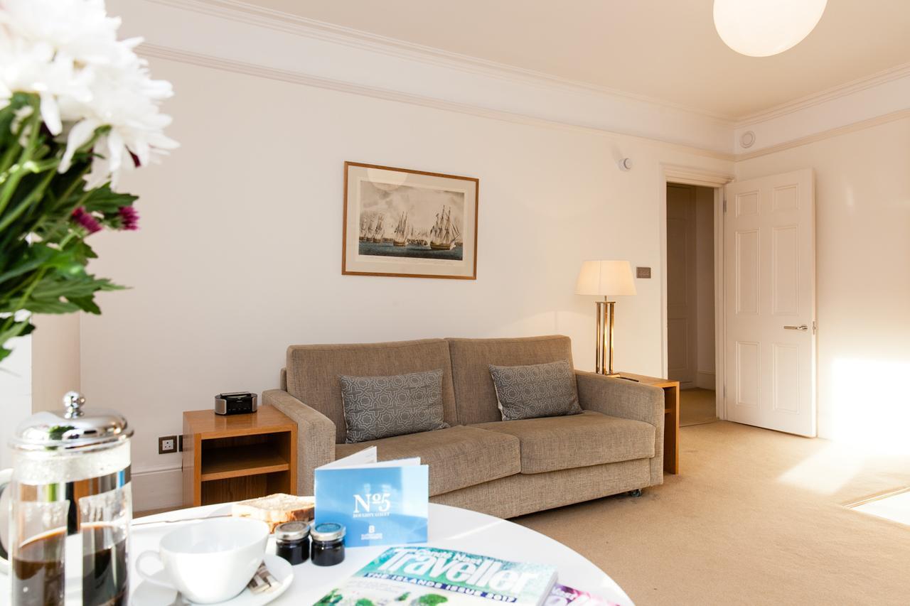 Blueprint Living Apartments - Doughty Street London Exteriör bild